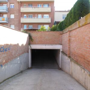 Plaza de parking DOBLE en VENDA en Mollerussa.