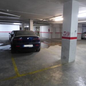 PÀRQUING amb TRASTER en VENDA a Mollerussa.