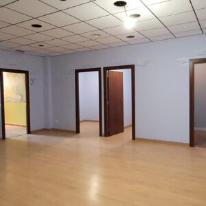 Local comercial bien ubicado en alquiler en Mollerussa