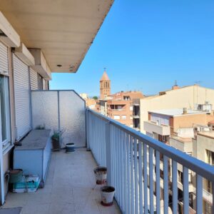 ¡Piso en venta en el corazón de Mollerussa, con vistas espectaculares!