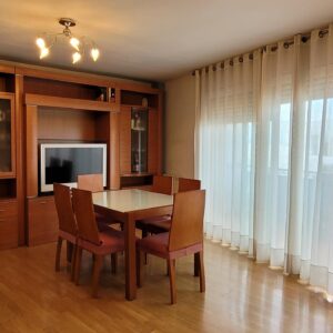 Pis acollidor i ben distribuït.