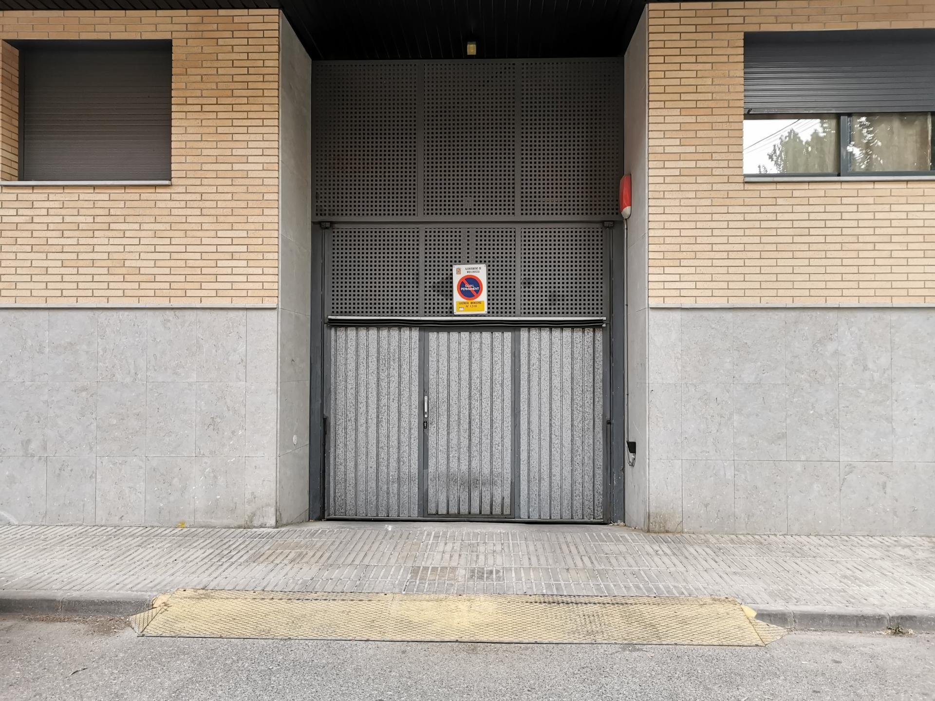 000797200_798c5be00653bf6db808c8f4970def99