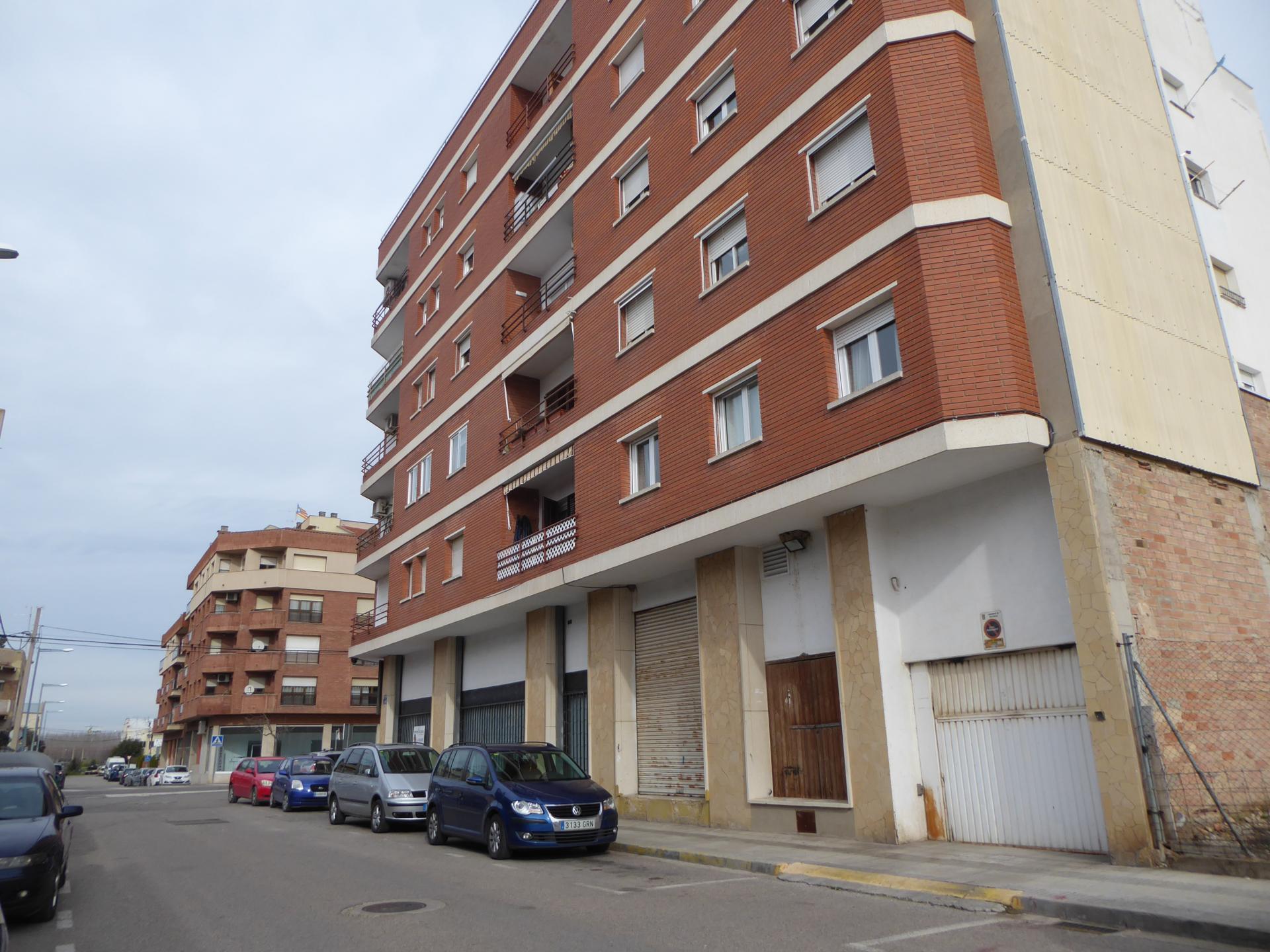 030276200_b1f7d53ced3407acd98f7343abb5eb95