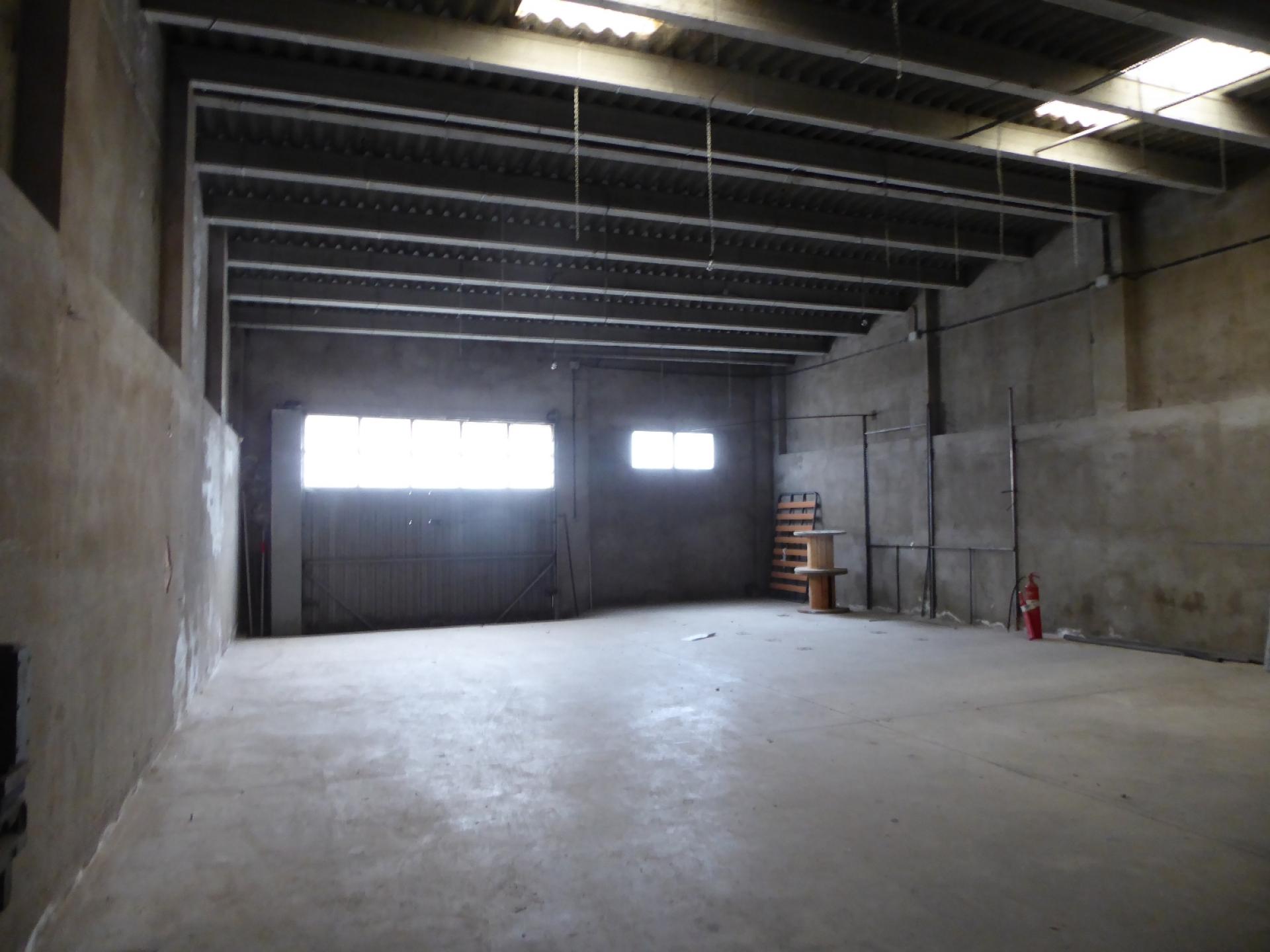 048905400_5efed084a312c9cfc1a0ae68d7cd65e0