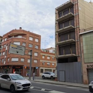 Edifici apunt per acabar a Mollerussa.