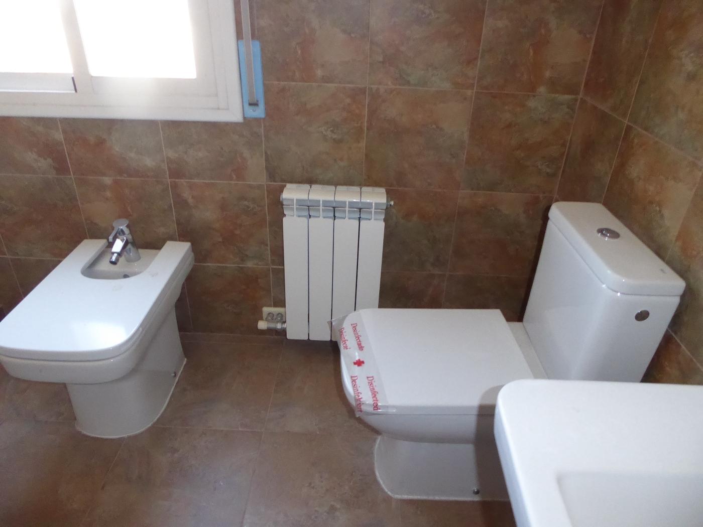 079286200_506792b22977bf3a00dd49db86d53a7f