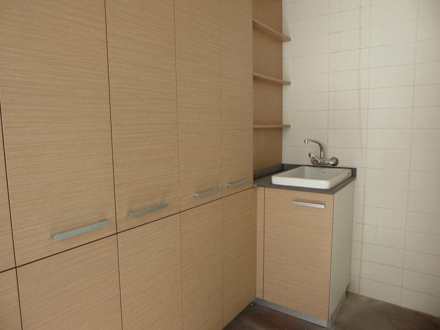 079286200_6e02a129415be9c81fc923a36517d85d