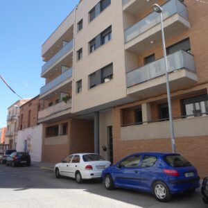 Pàrquing amb traster en VENDA a Mollerussa.