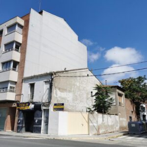 Terreny amb edificació en VENDA a Mollerussa.