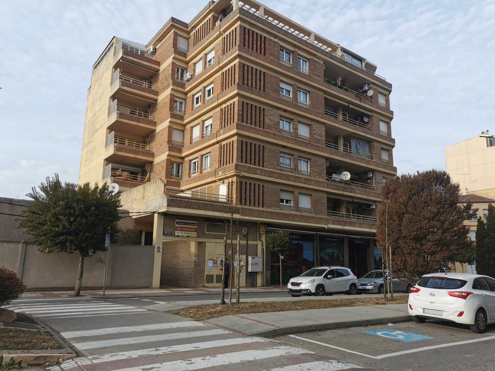 338818_66bb9b526758a83390237b5abb84326e