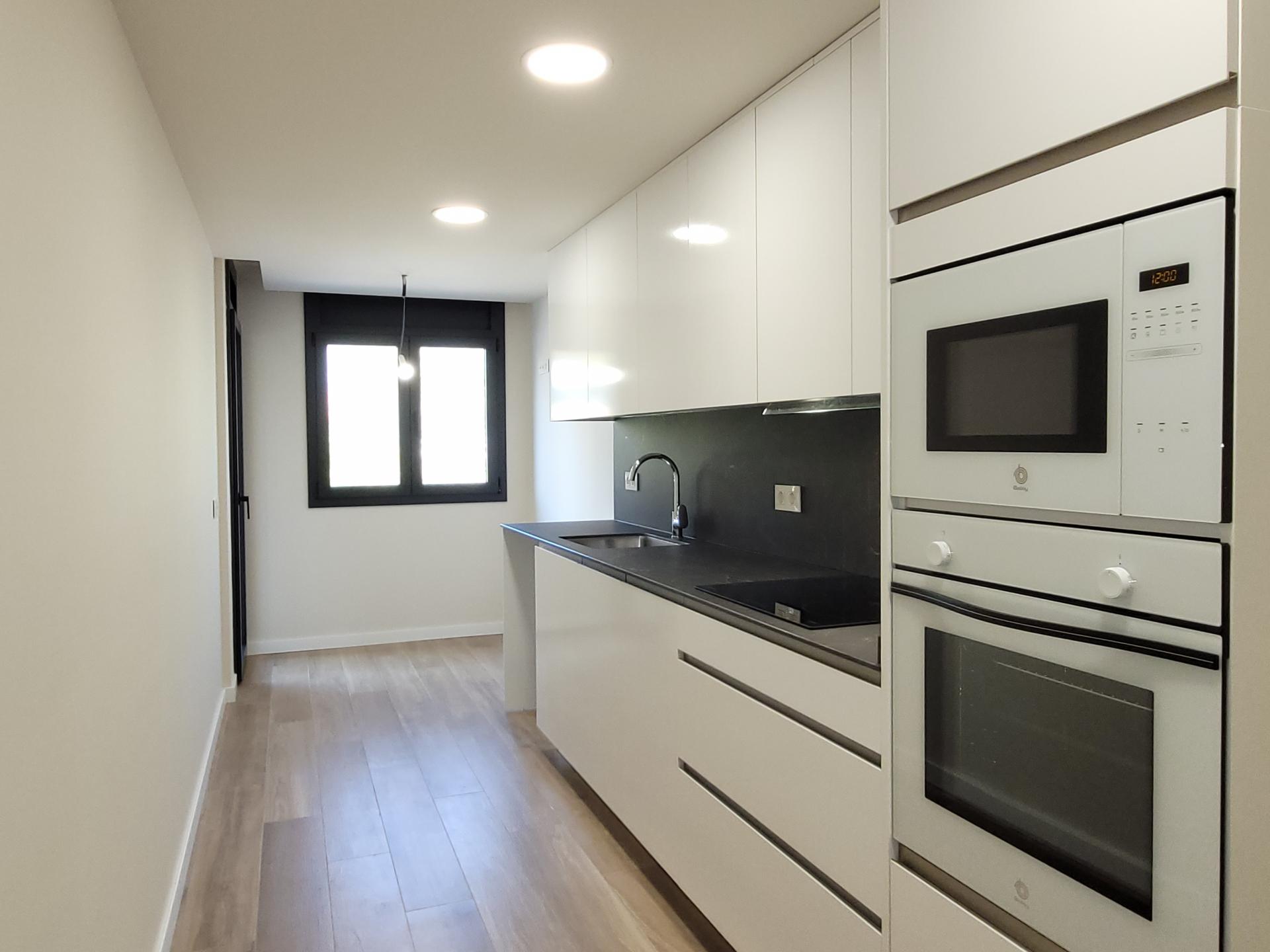 350910_87320bb0899368e5bee3a52dfdaf8338