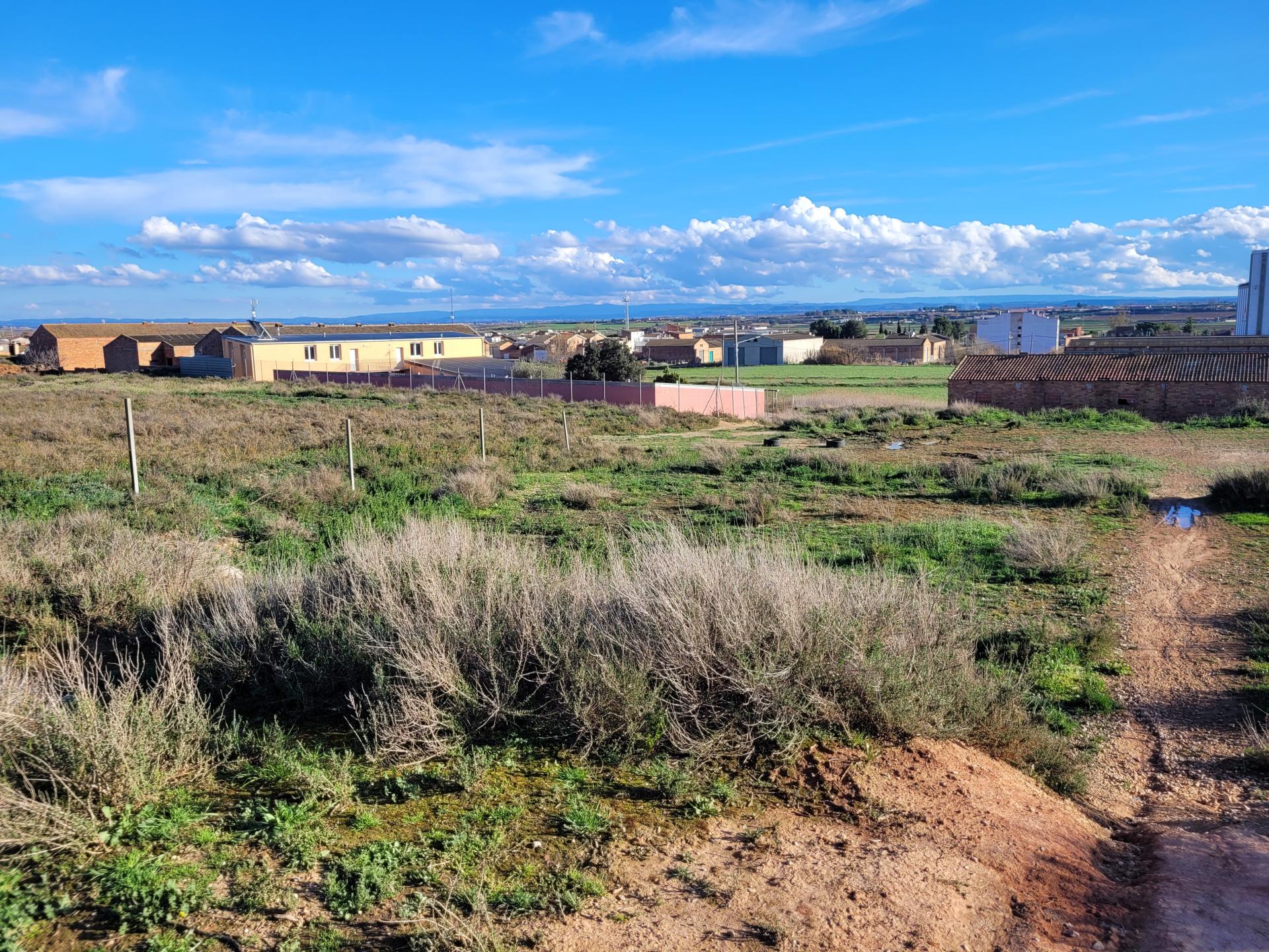 371452_b2482f57d0394702c86cdab57ccb71ff