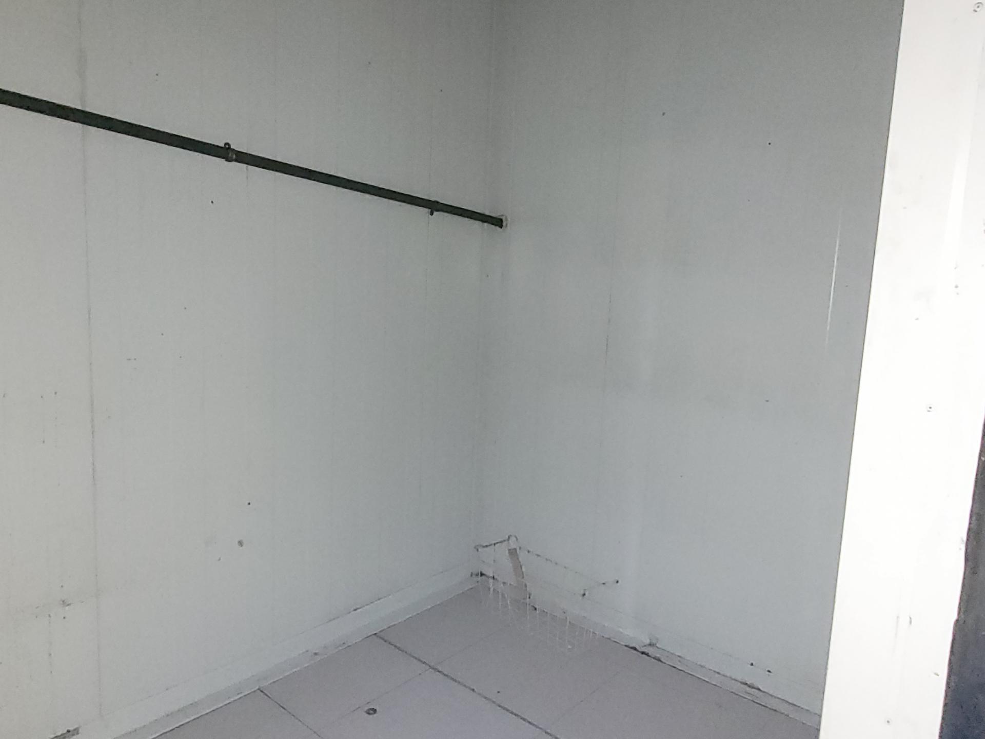 380243_c65ea645402b0d1f921170477d0b9bab