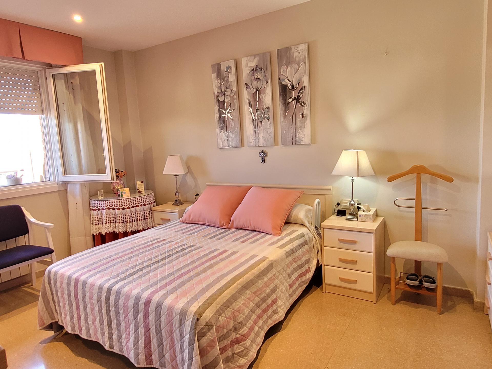 381257_4a7899ab22543a0291b6a1ed512b9db9